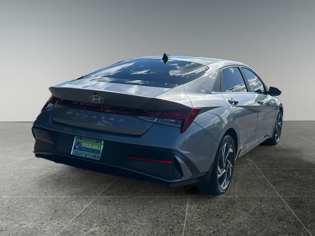 2024 Hyundai ELANTRA SEL