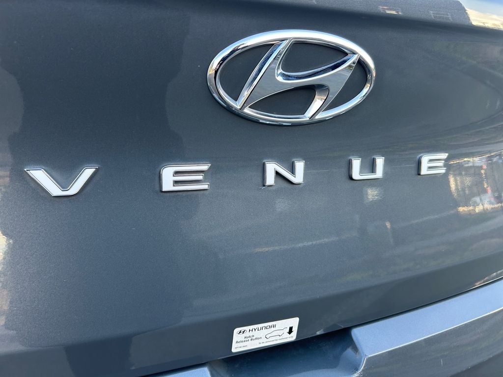 2025 Hyundai VENUE SEL