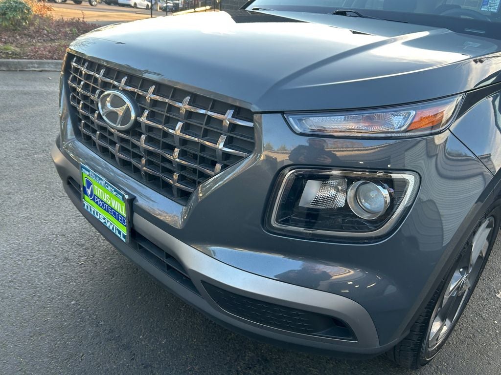 2025 Hyundai VENUE SEL