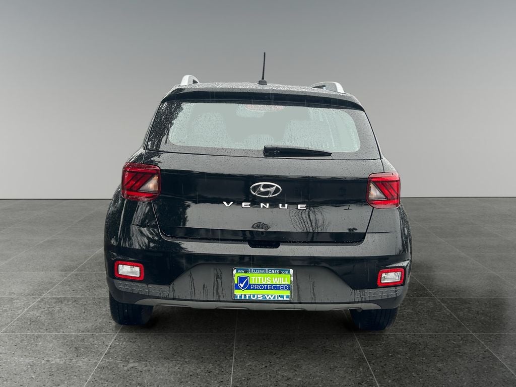2025 Hyundai VENUE SEL