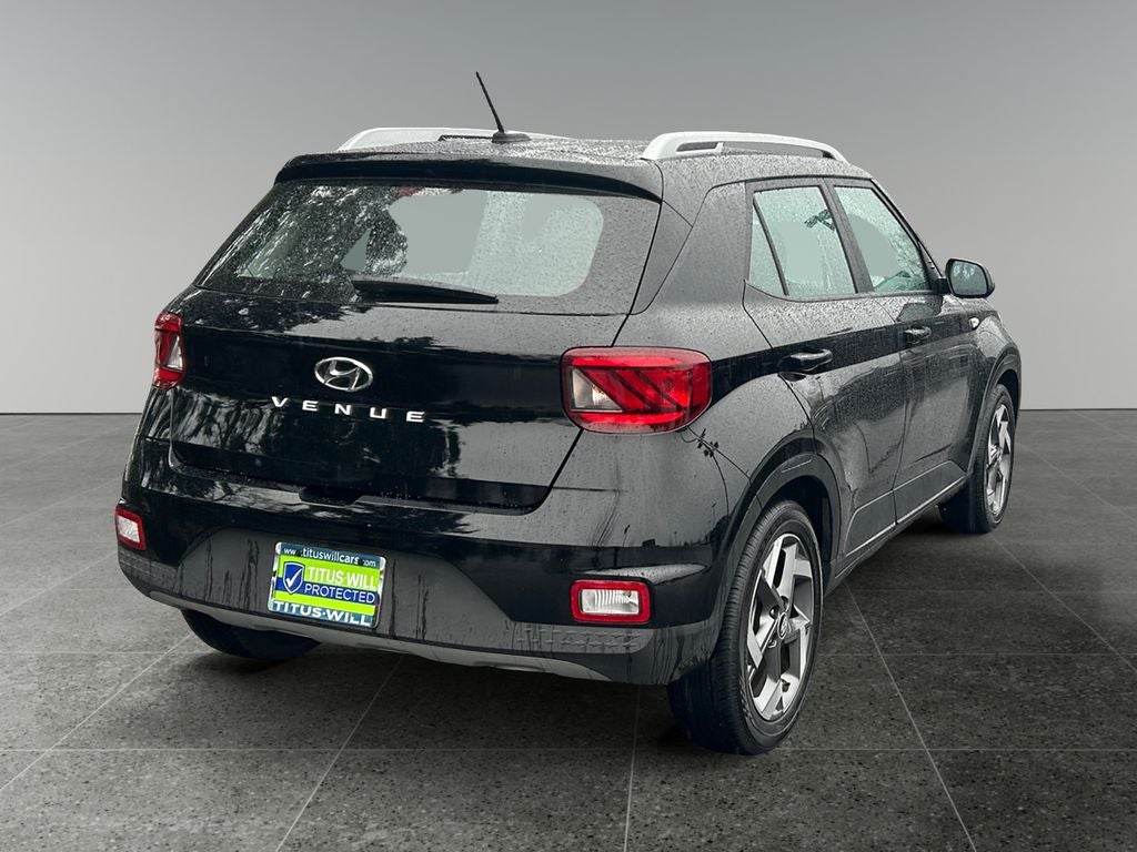 2025 Hyundai VENUE SEL