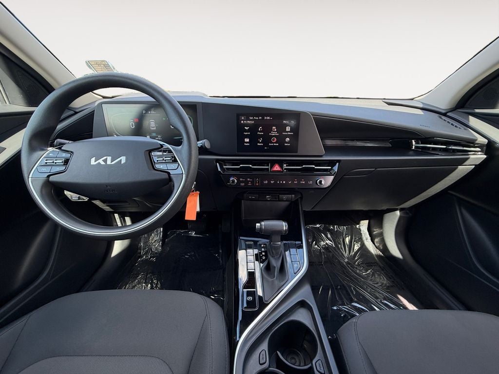 2025 Kia Niro LX