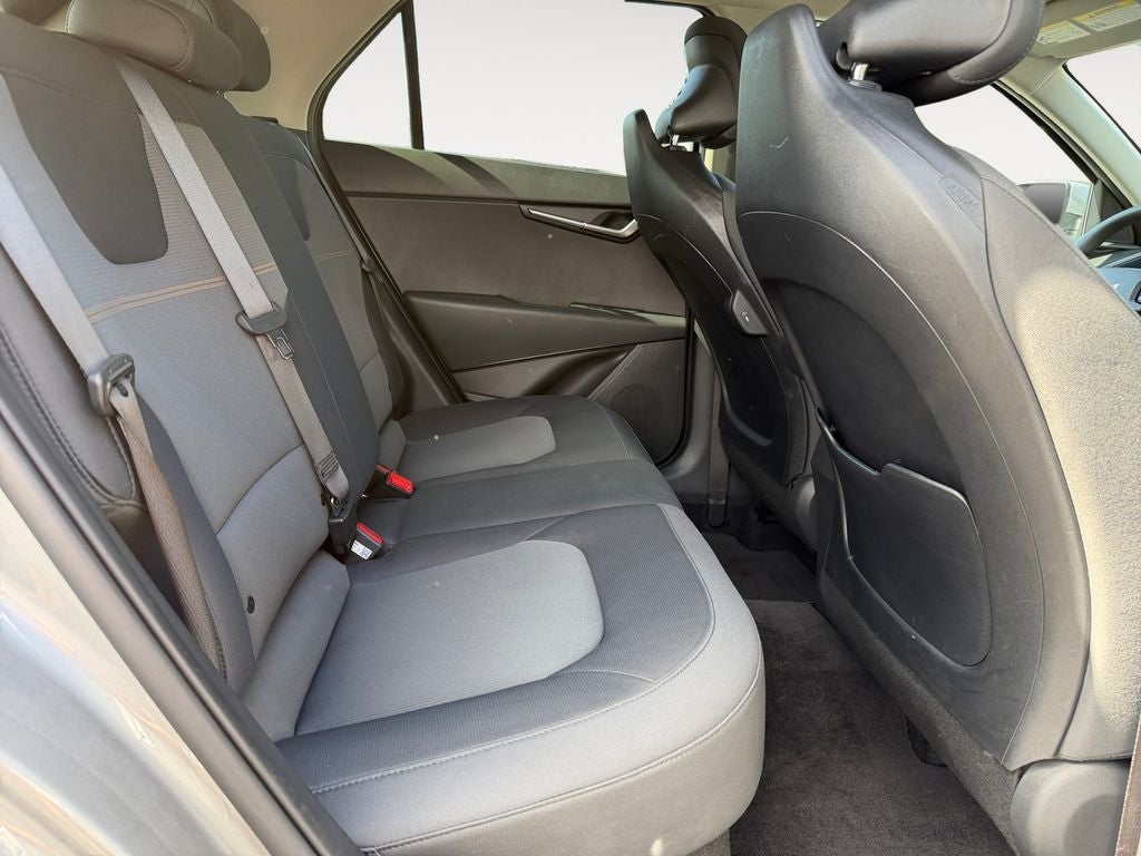 2025 Kia Niro LX