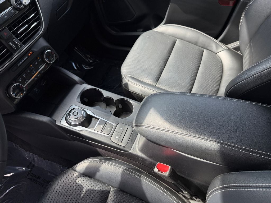 2022 Ford Escape SEL