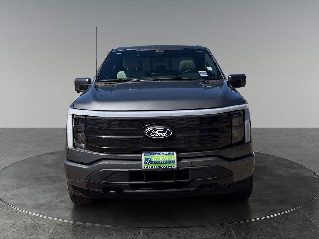 2024 Ford F-150 Lightning Platinum