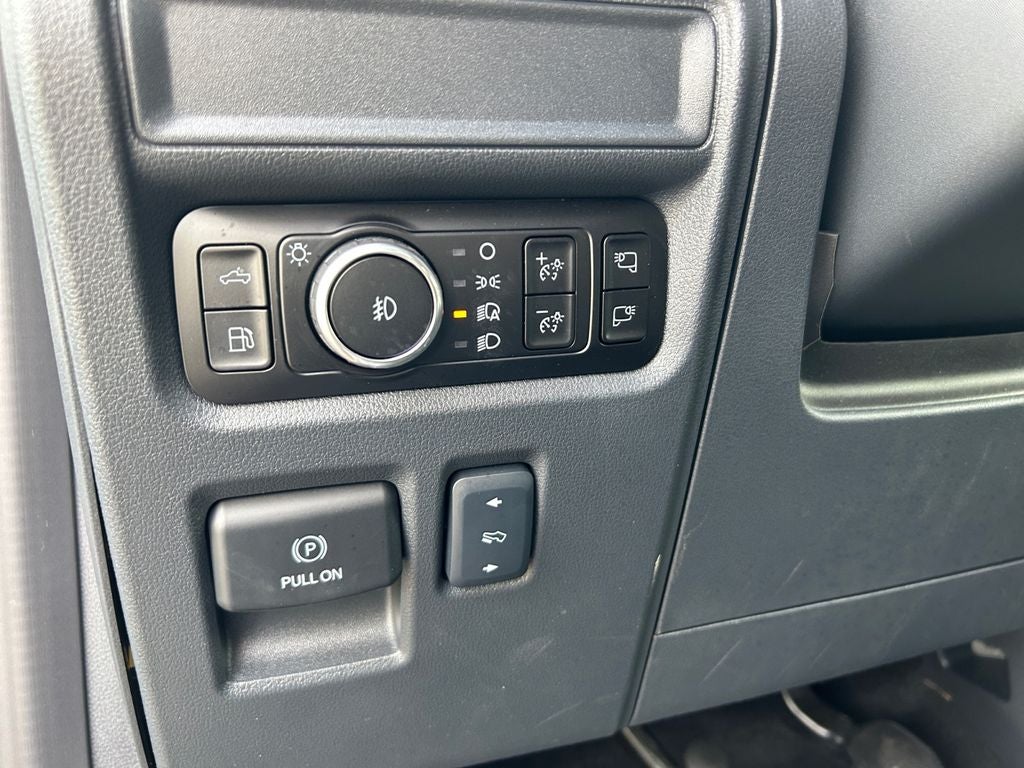 2025 Ford F-150 Platinum Hybrid