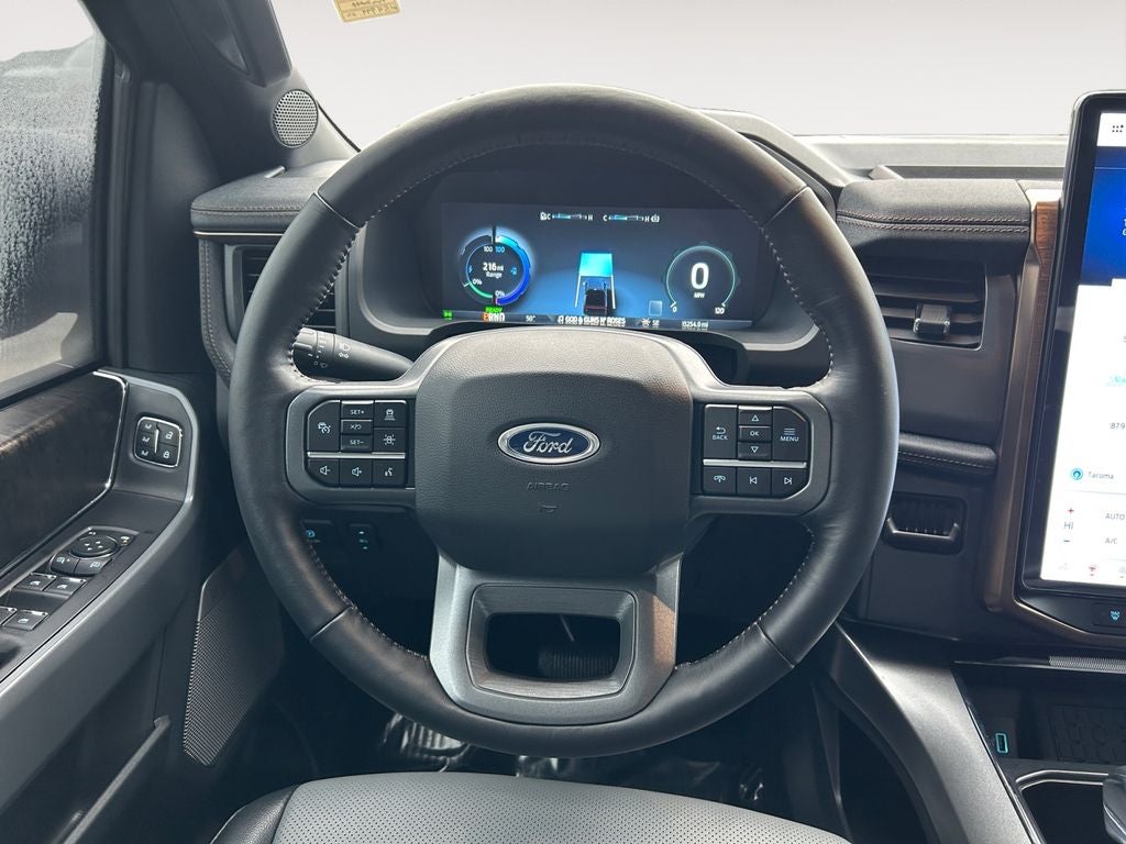 2023 Ford F-150 Lightning Lariat