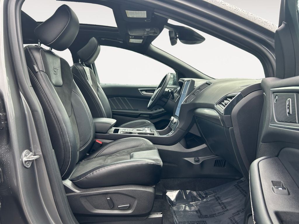 2023 Ford Edge ST