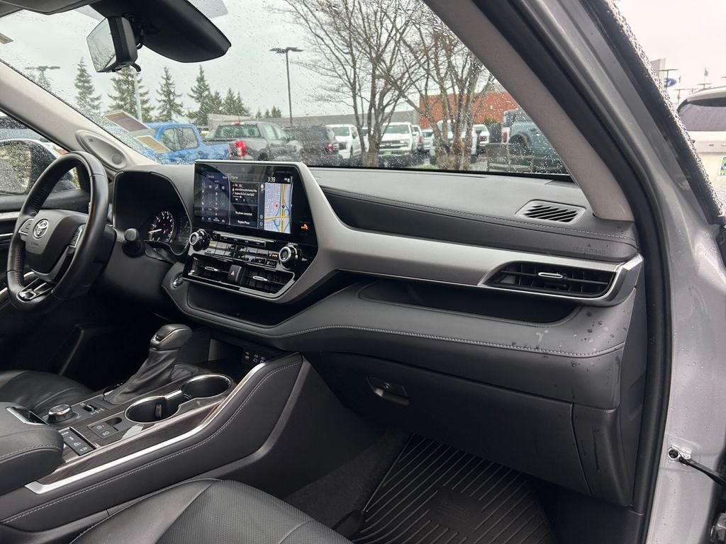 2022 Toyota Highlander Platinum