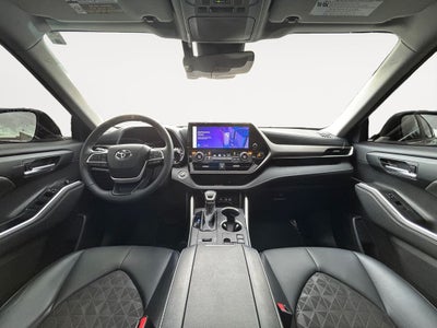 2024 Toyota Highlander Hybrid XLE
