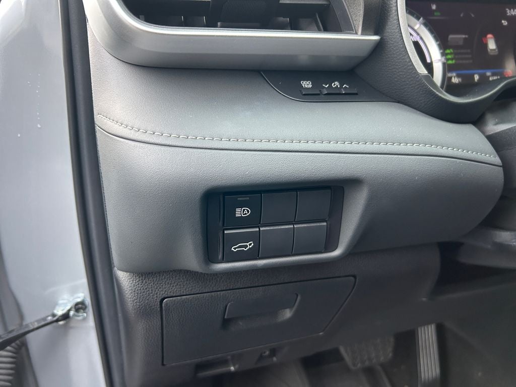 2024 Toyota Highlander Hybrid XLE