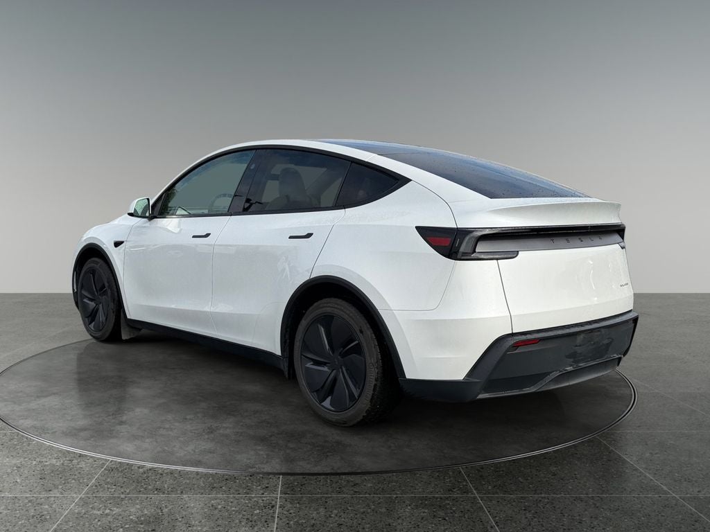 2026 Tesla Model Y Base
