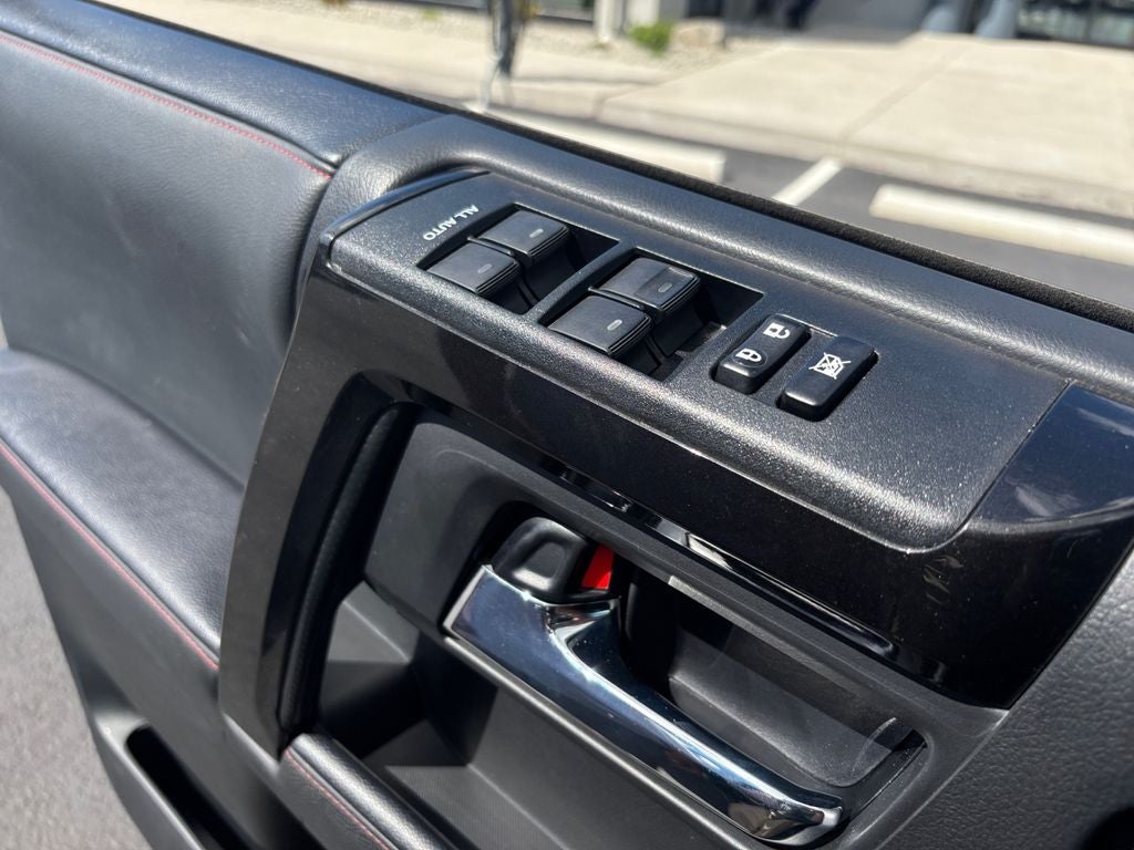 2020 Toyota 4Runner Venture