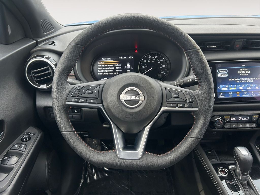 2024 Nissan Kicks SR