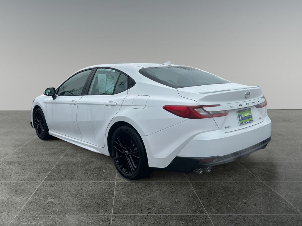 2025 Toyota Camry SE