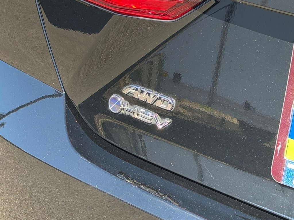 2025 Toyota Camry XLE Hybrid AWD
