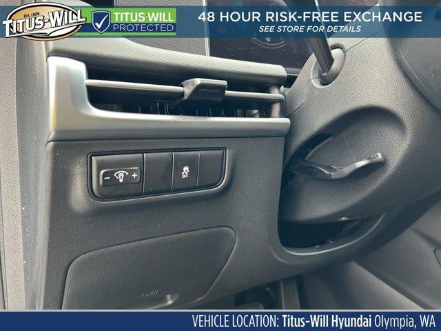 2026 Hyundai TUCSON SE