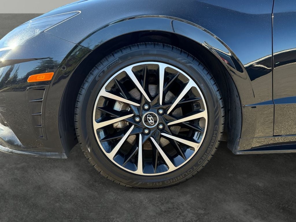 2021 Hyundai SONATA Limited