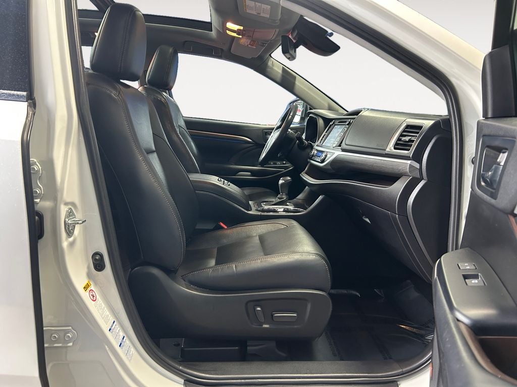 2019 Toyota Highlander Limited Platinum AWD
