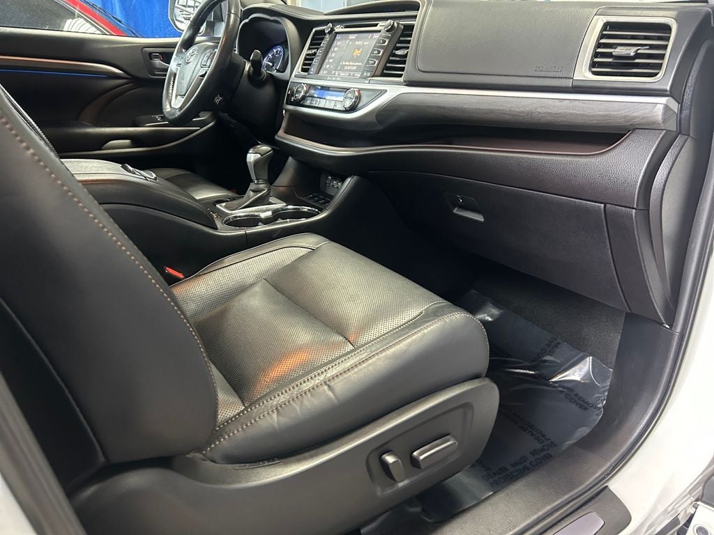 2019 Toyota Highlander Limited Platinum AWD
