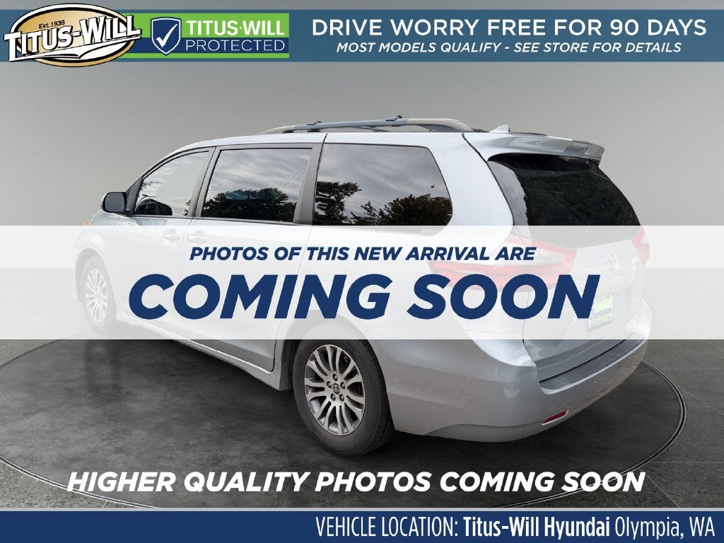 2020 Toyota Sienna XLE 8 Passenger