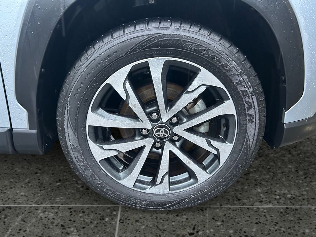 2024 Toyota Corolla Cross XLE
