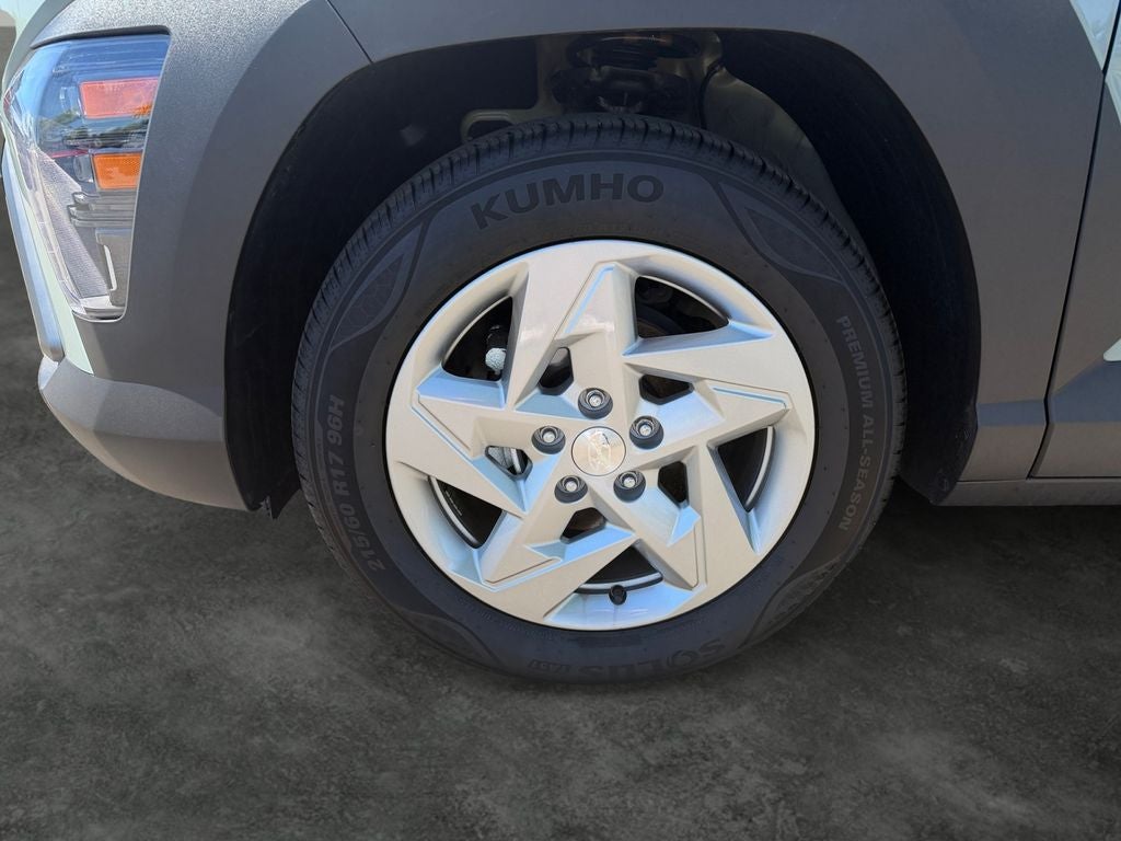 2025 Hyundai KONA SE
