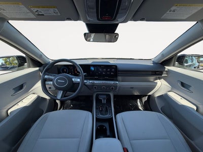 2025 Hyundai KONA SE