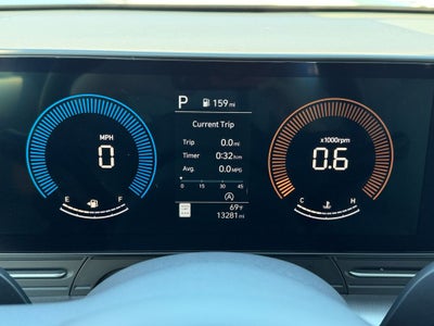 2025 Hyundai KONA SE