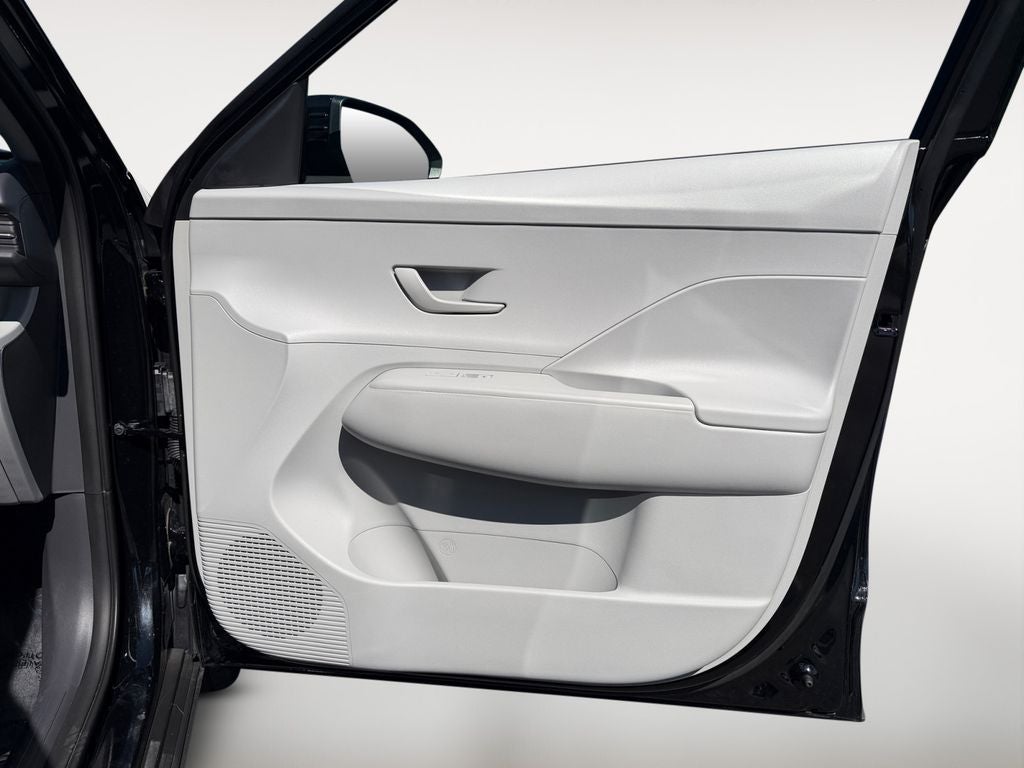 2025 Hyundai KONA SE