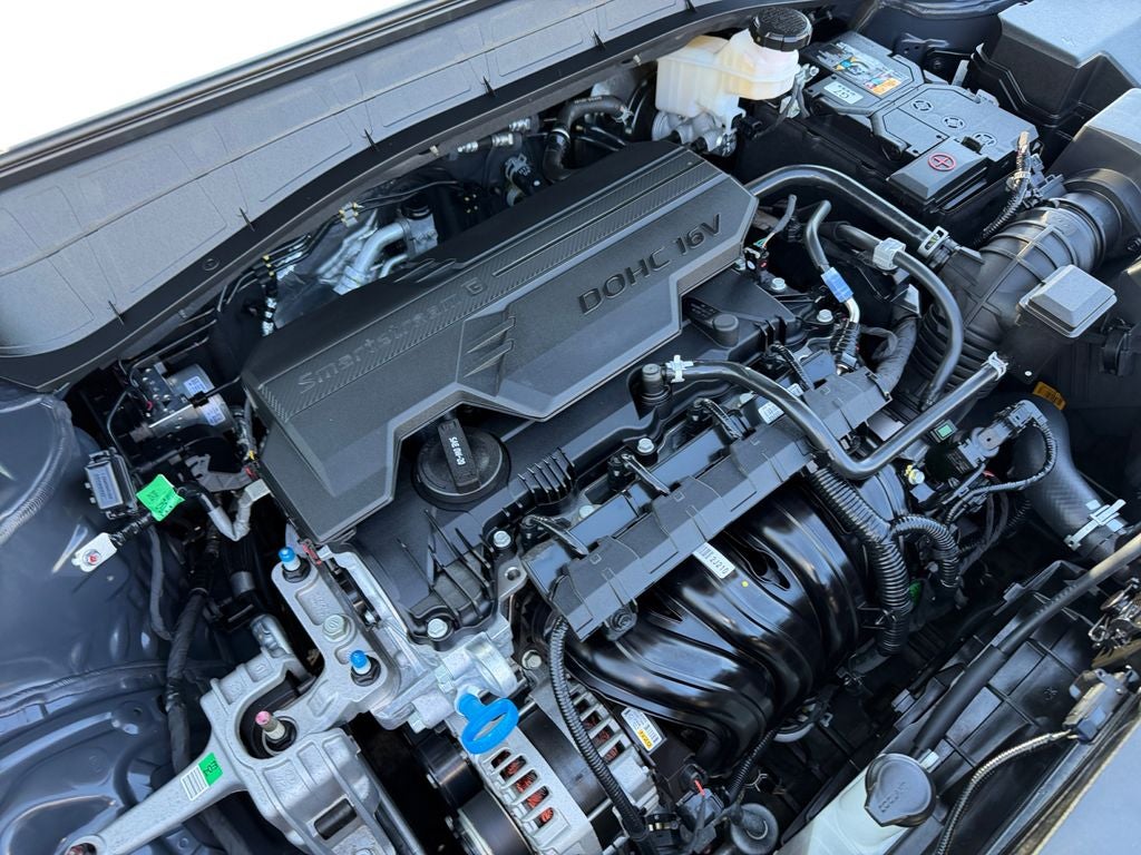2025 Hyundai KONA SE