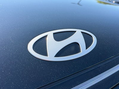 2025 Hyundai KONA SE