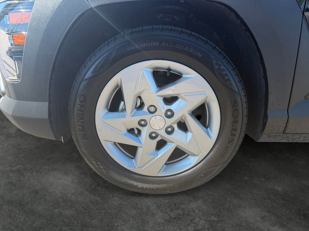 2025 Hyundai KONA SE