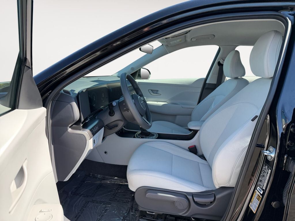 2025 Hyundai KONA SE