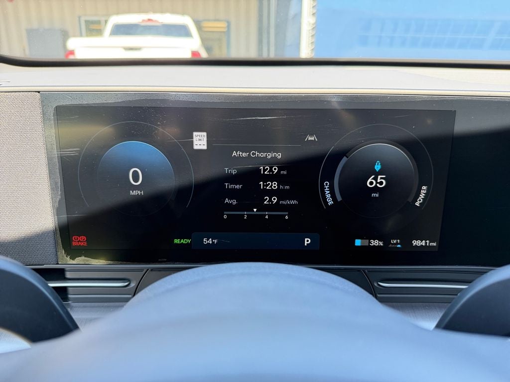 2025 Hyundai KONA ELECTRIC SE