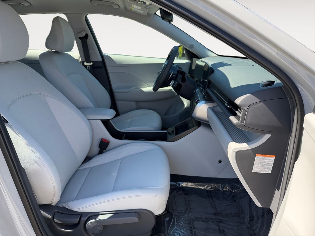 2025 Hyundai KONA ELECTRIC SE