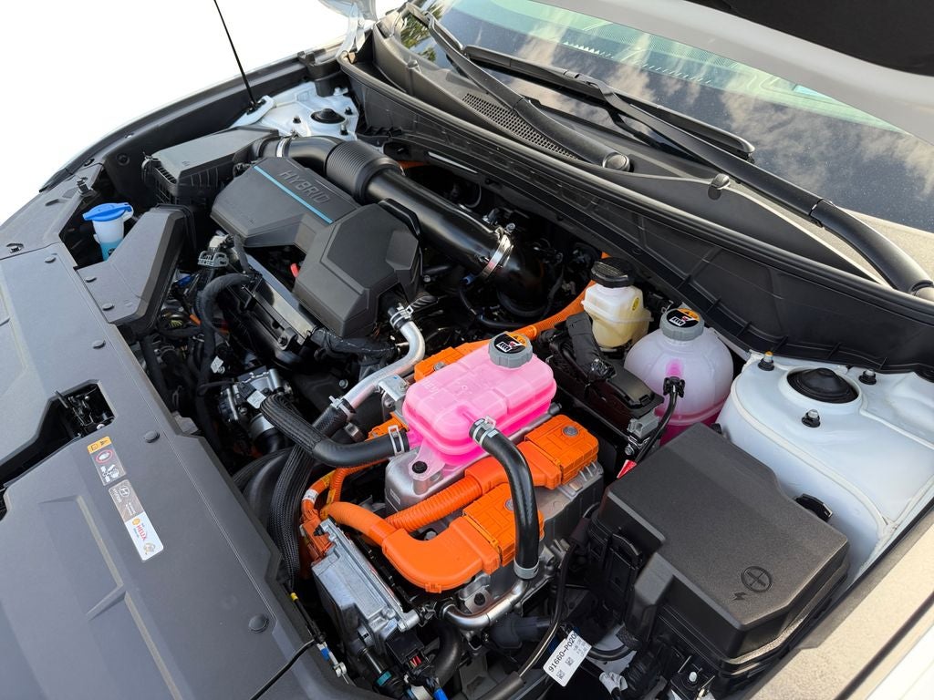 2025 Hyundai TUCSON HYBRID Limited