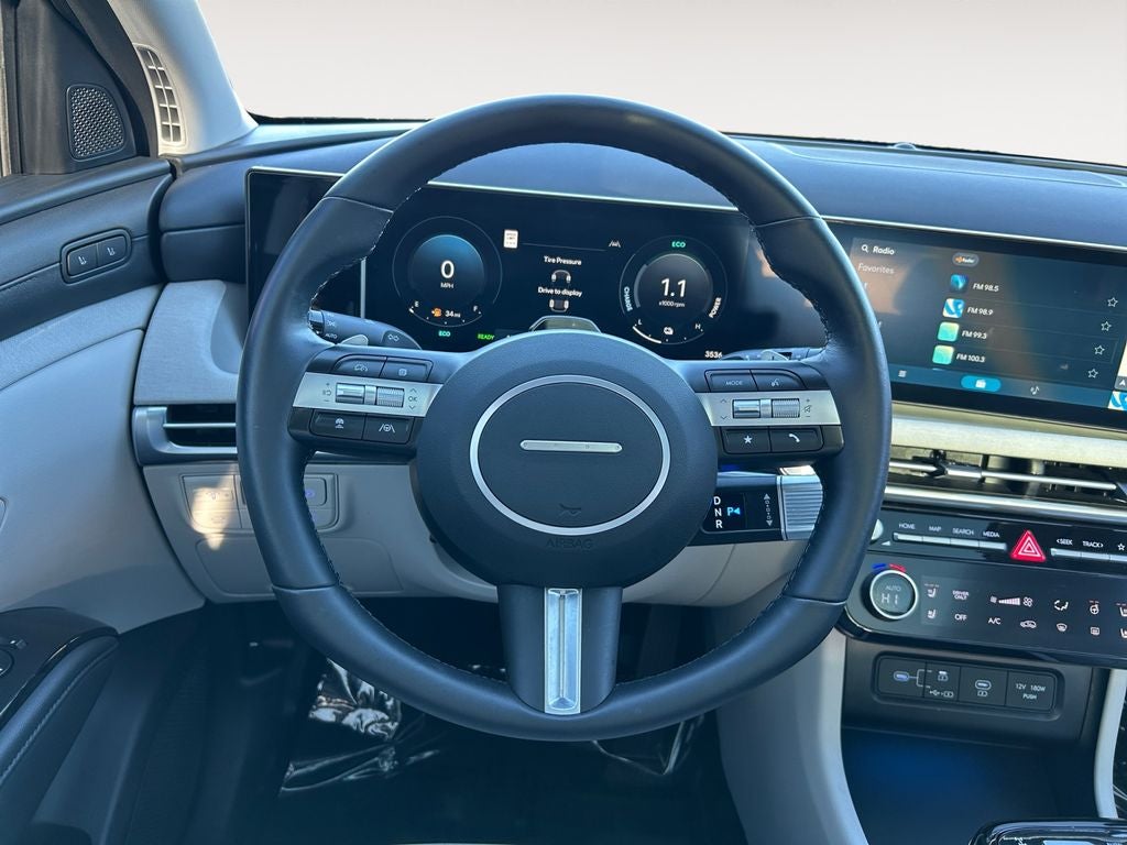 2025 Hyundai TUCSON HYBRID Limited