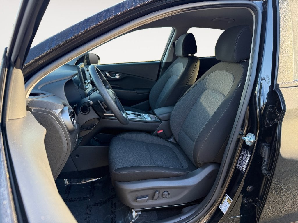 2023 Hyundai KONA ELECTRIC SE
