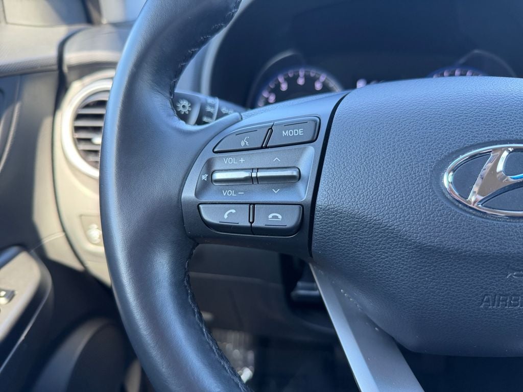 2021 Hyundai KONA SEL