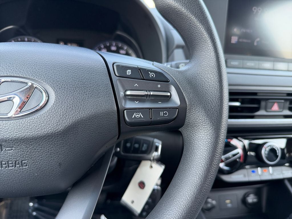 2022 Hyundai KONA SE