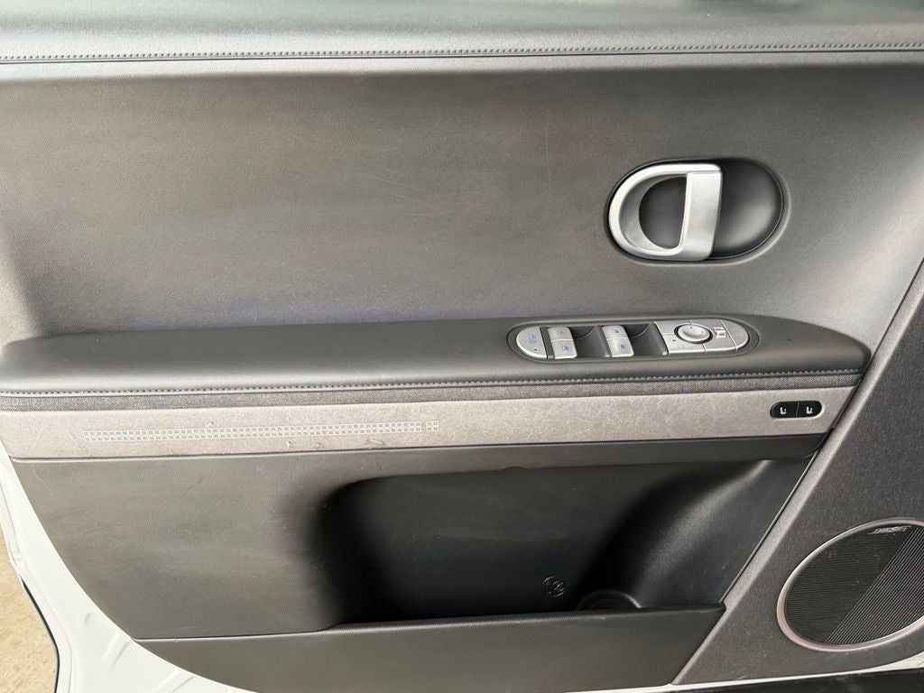 2024 Hyundai IONIQ 5 Limited - Photo 21