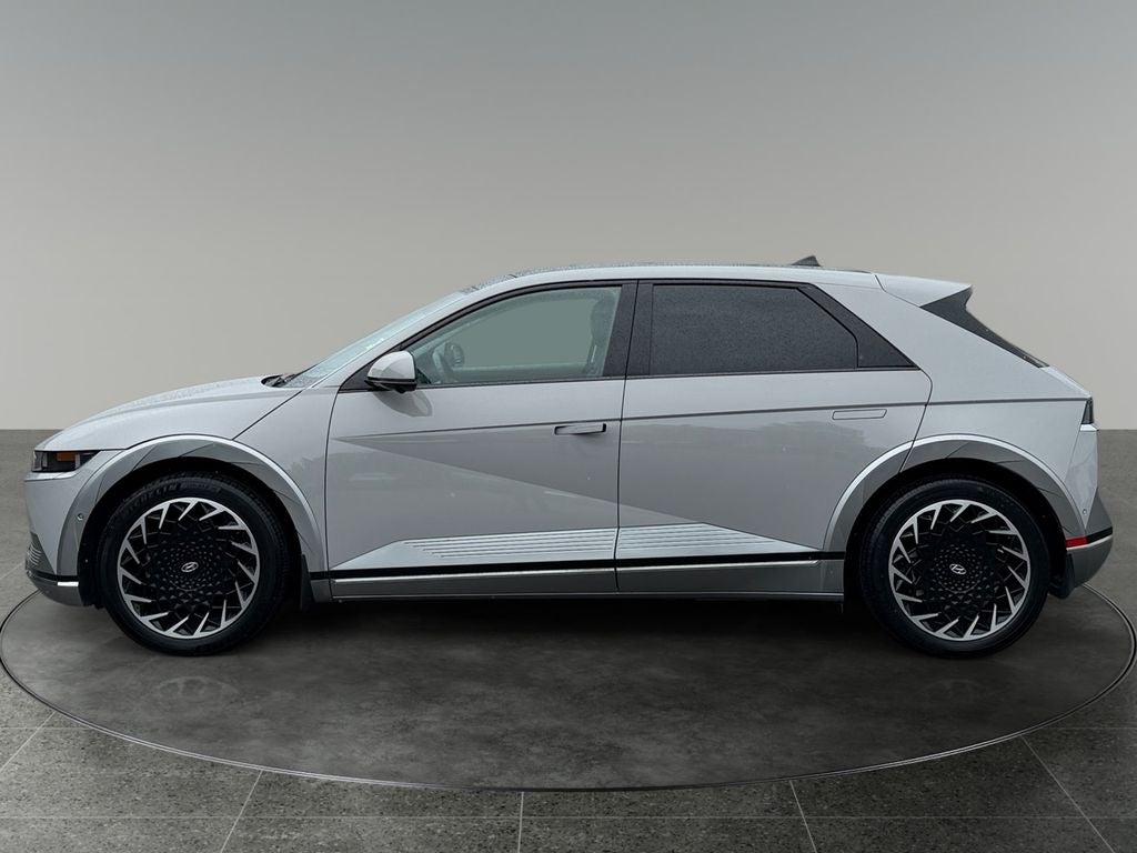 2024 Hyundai IONIQ 5 Limited - Photo 6