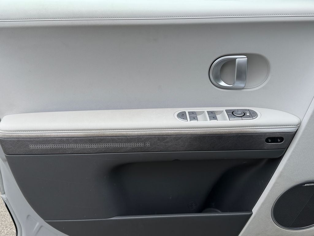 2024 Hyundai IONIQ 5 Limited - Photo 21