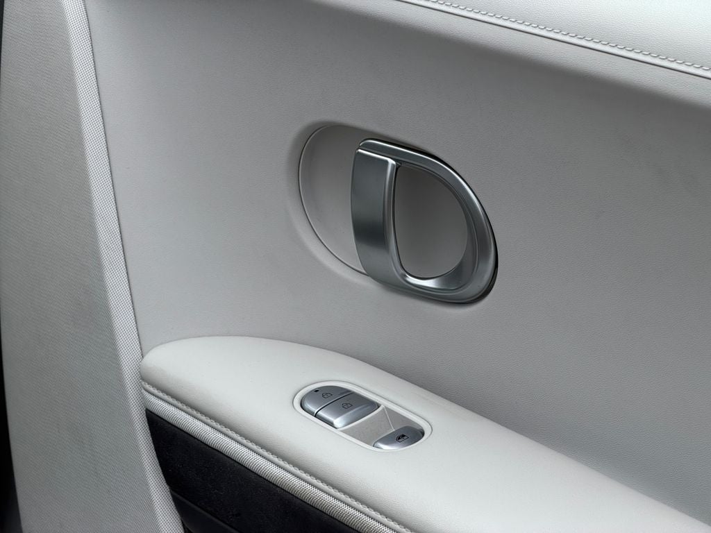 2024 Hyundai IONIQ 5 Limited - Photo 26