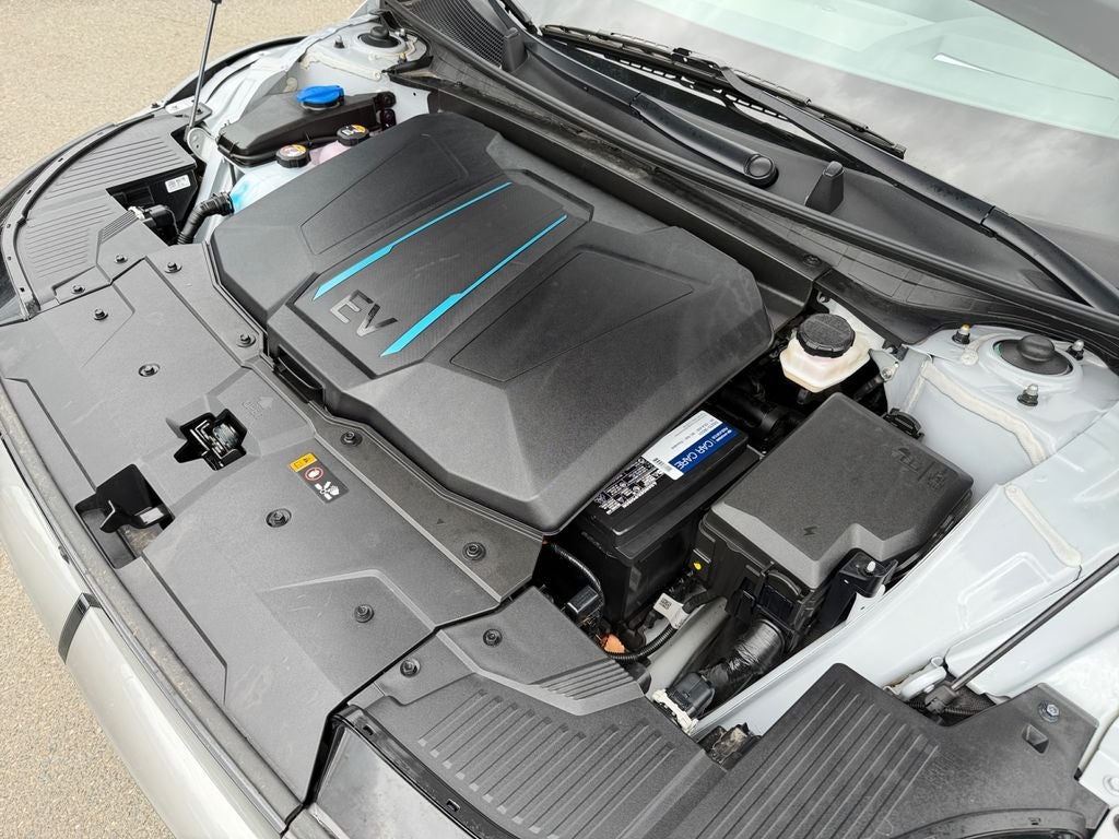 2024 Hyundai IONIQ 5 Limited - Photo 31