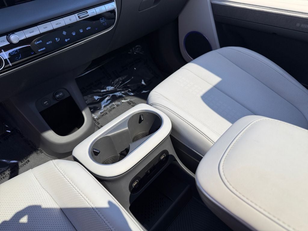 2024 Hyundai IONIQ 5 Limited - Photo 19
