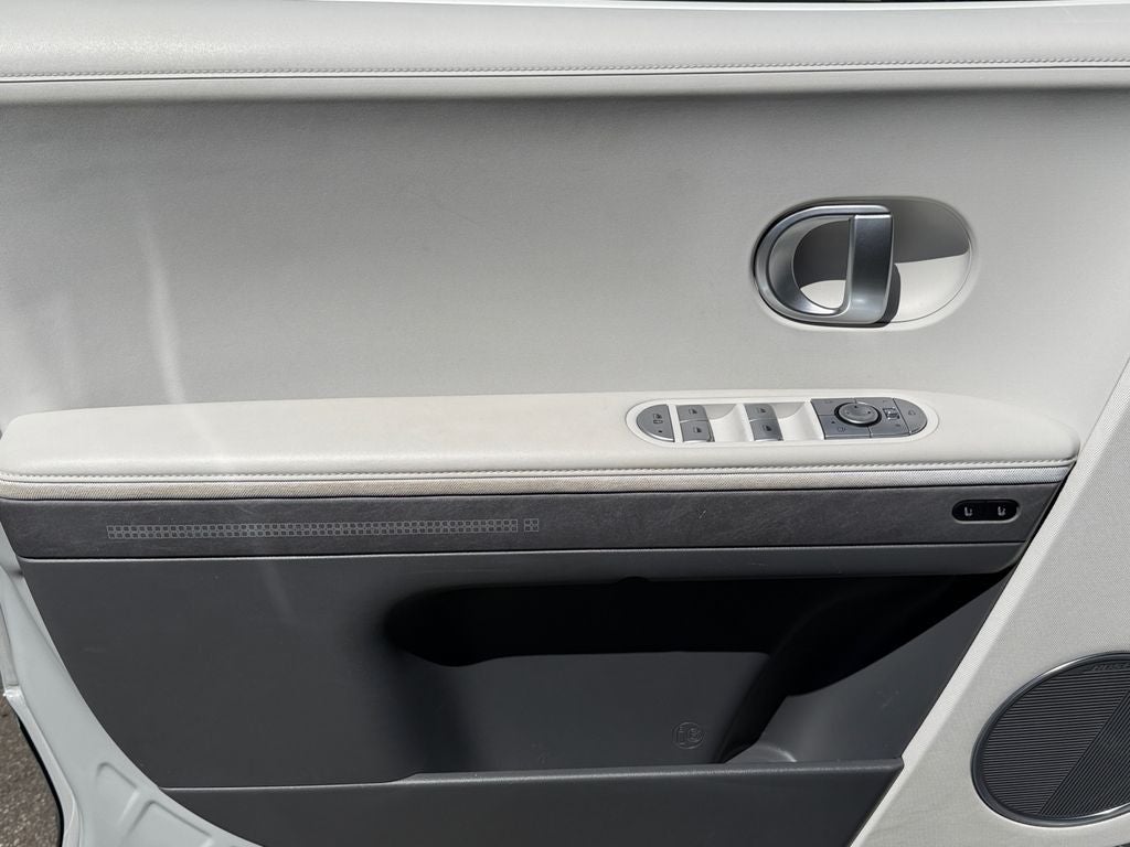 2024 Hyundai IONIQ 5 Limited - Photo 21