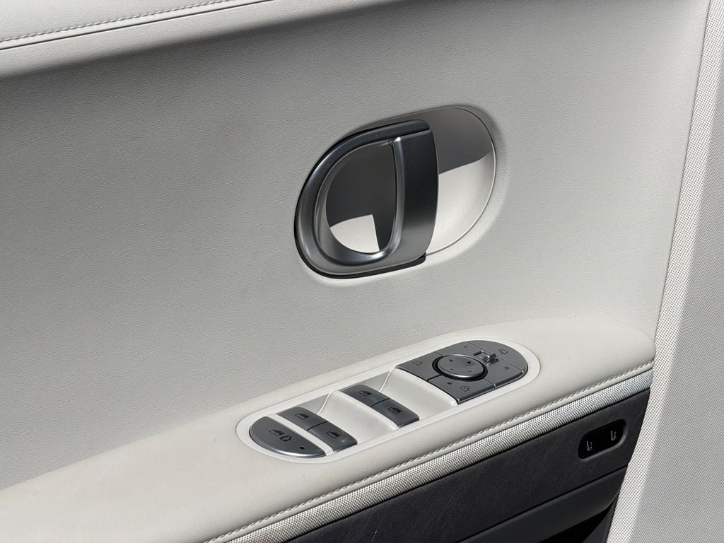 2024 Hyundai IONIQ 5 Limited - Photo 22