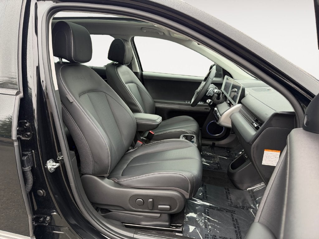 2024 Hyundai IONIQ 5 Limited - Photo 25